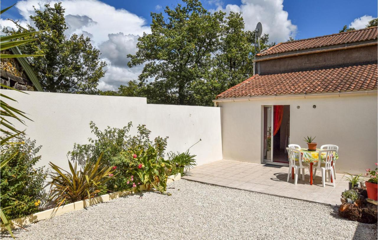 2 Bedroom Lovely Home In St Avaugourd Des Lande Saint-Avaugourd-des-Landes Extérieur photo